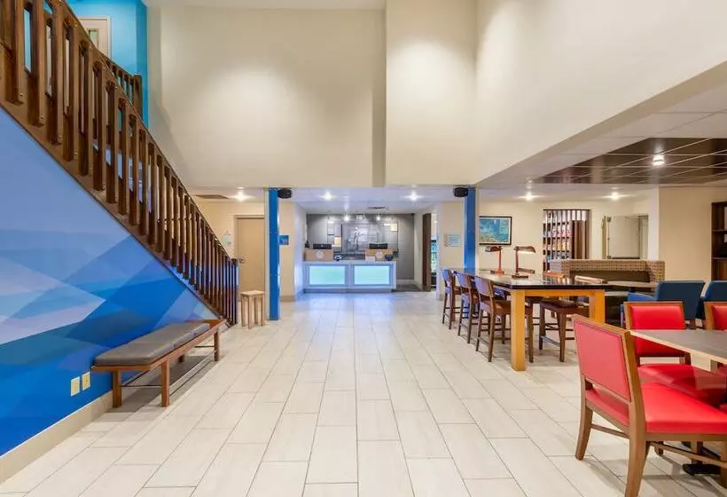 فندق Holiday Inn Express Cleveland   Vermilion, An Ihg