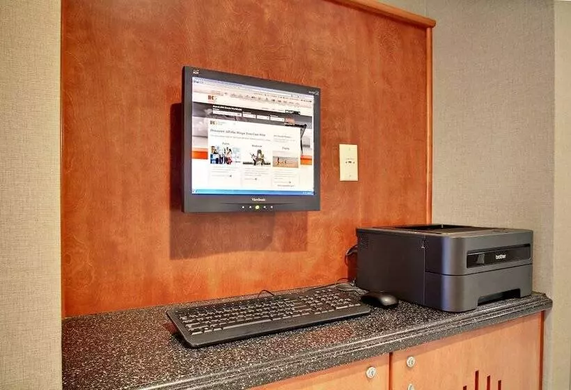 호텔 Holiday Inn Express Hurricane Mills Waverly, An Ihg