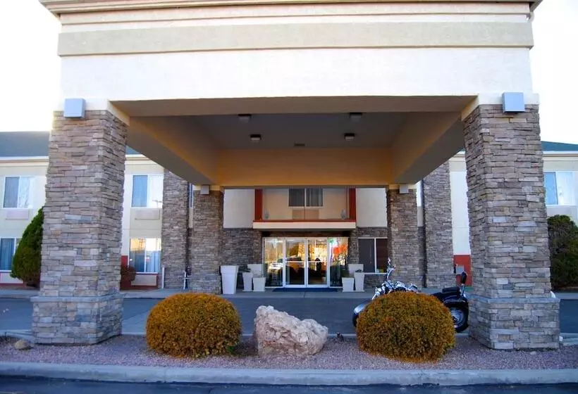 בית מלון כפרי Holiday Inn Express La Junta, An Ihg