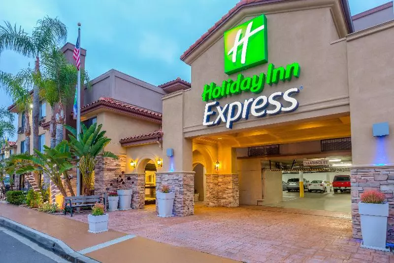 هتل Holiday Inn Express San Diego Sea World Area, An Ihg