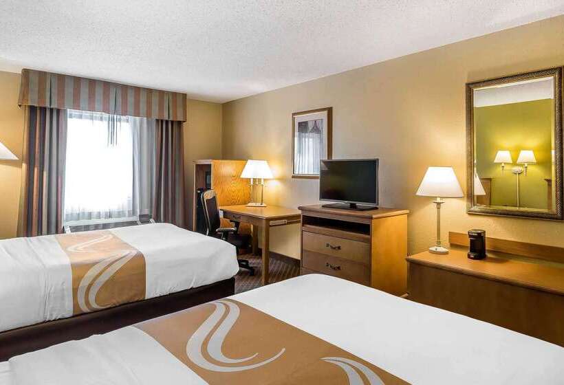 Отель Quality Inn