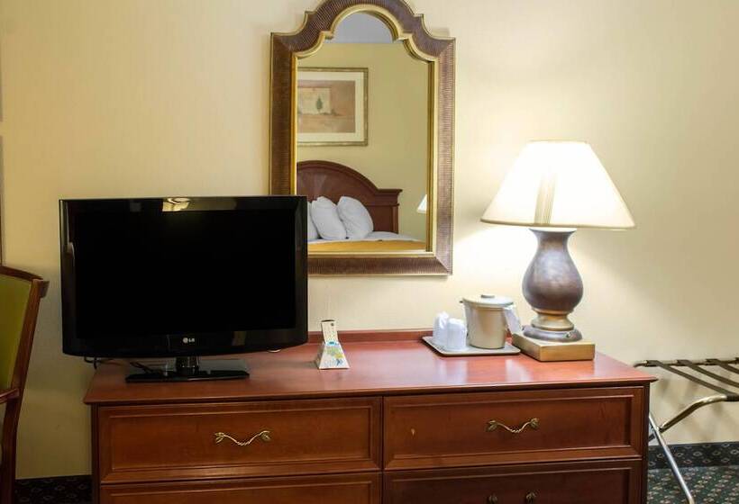 فندق Quality Inn & Suites