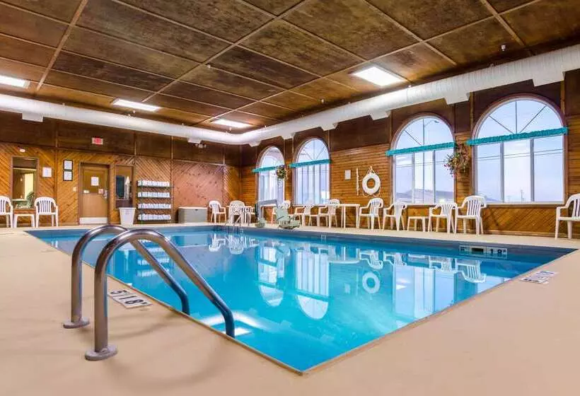 בית מלון כפרי Qualityinn, Alliance