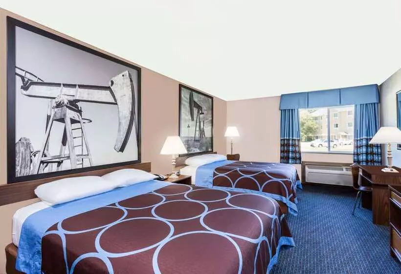 هتل Super 8 By Wyndham El Dorado