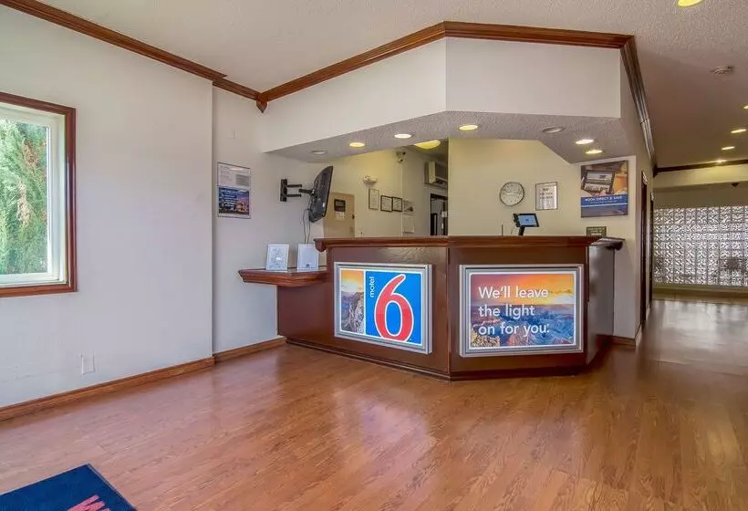 Motel 6 Dallas, Tx   North   Richardson