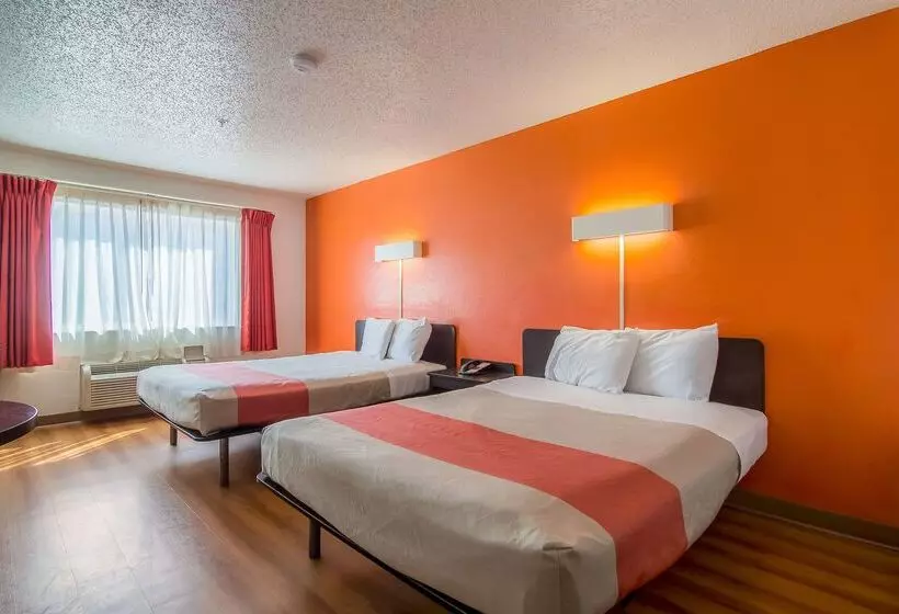 Motel 6 Dallas, Tx   North   Richardson