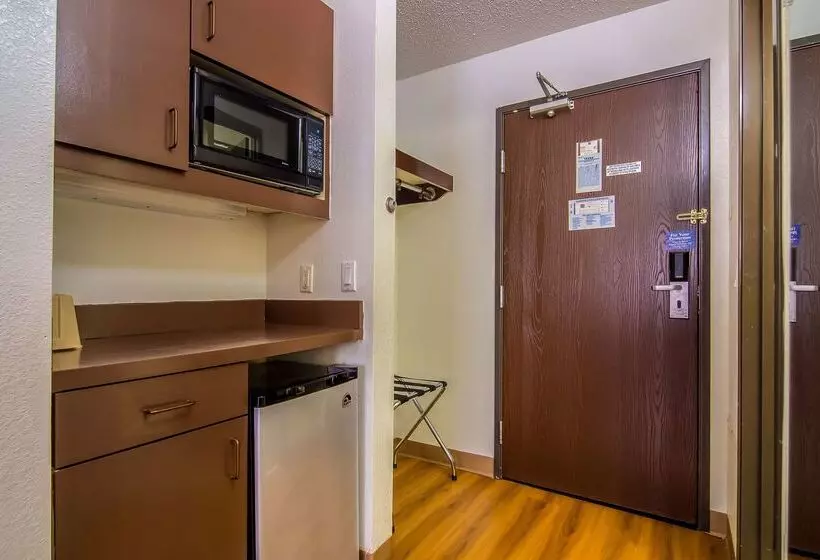 Motel 6 Dallas, Tx   North   Richardson