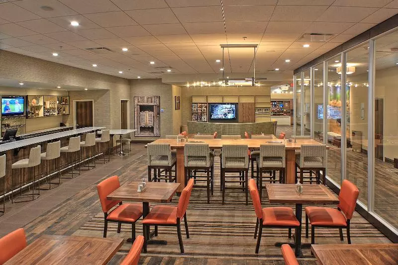 Курорт Holiday Inn Cody   Convention Center, An Ihg