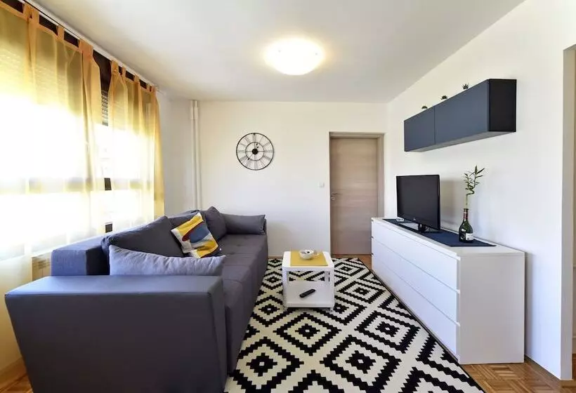 Apartment Place4u