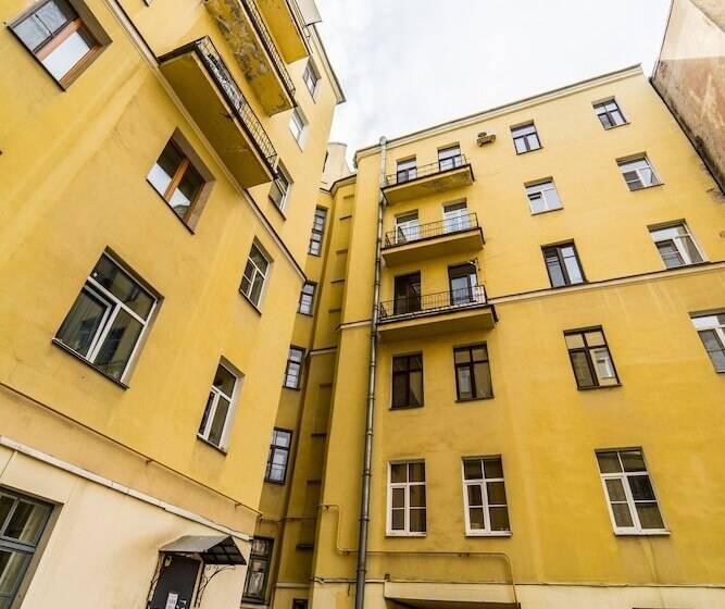 Hello Apartments Admiralteysky