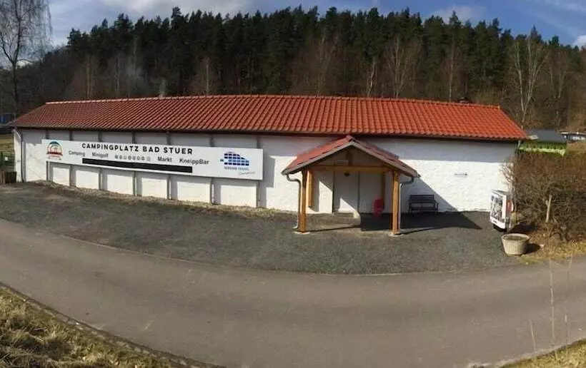 Hotelli Campingplatz Bad Stuer