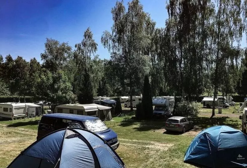 Hotelli Campingplatz Bad Stuer