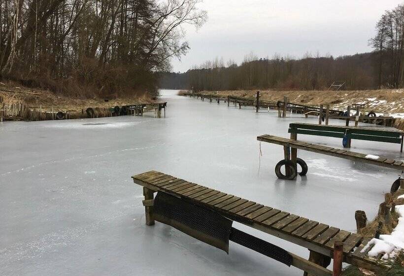 ホテル Campingplatz Bad Stuer