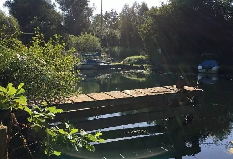 Hotelli Campingplatz Bad Stuer