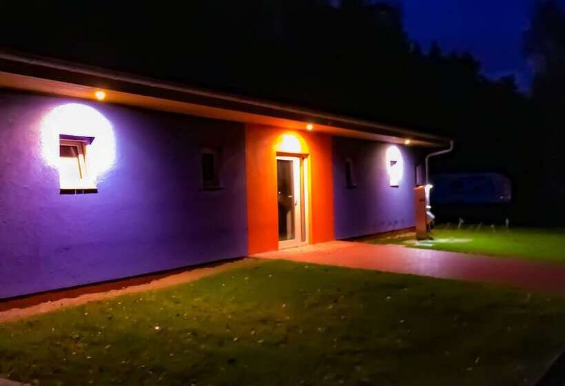 ホテル Campingplatz Bad Stuer