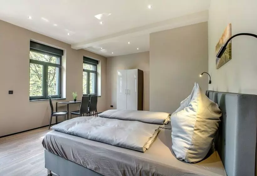Liro Apartments