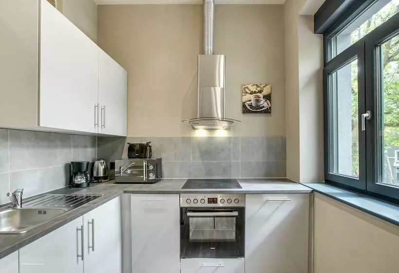 Liro Apartments
