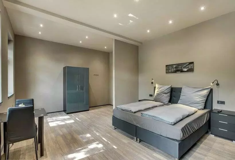 Liro Apartments