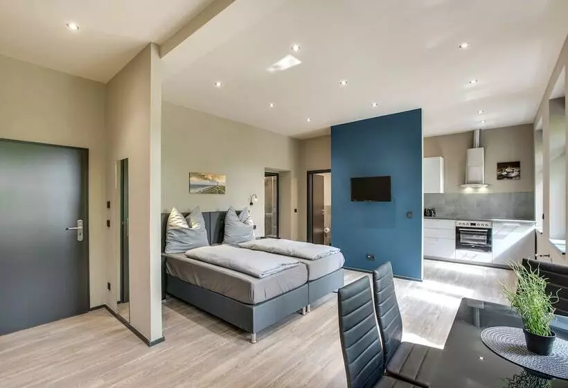 Liro Apartments