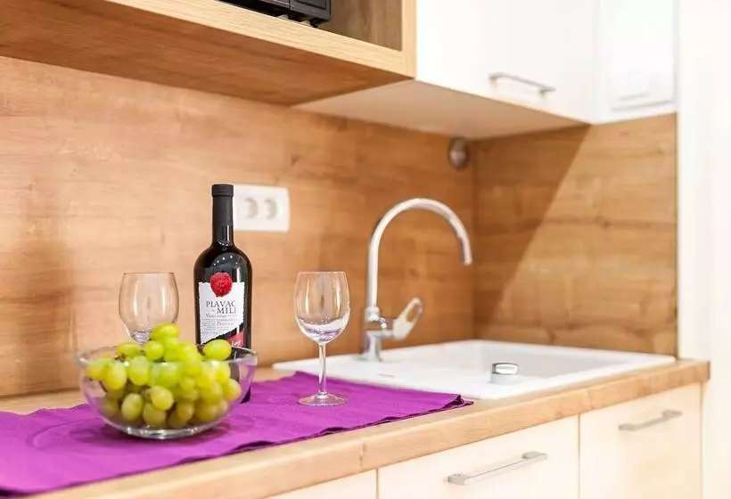 Rialto Luxury Apartment