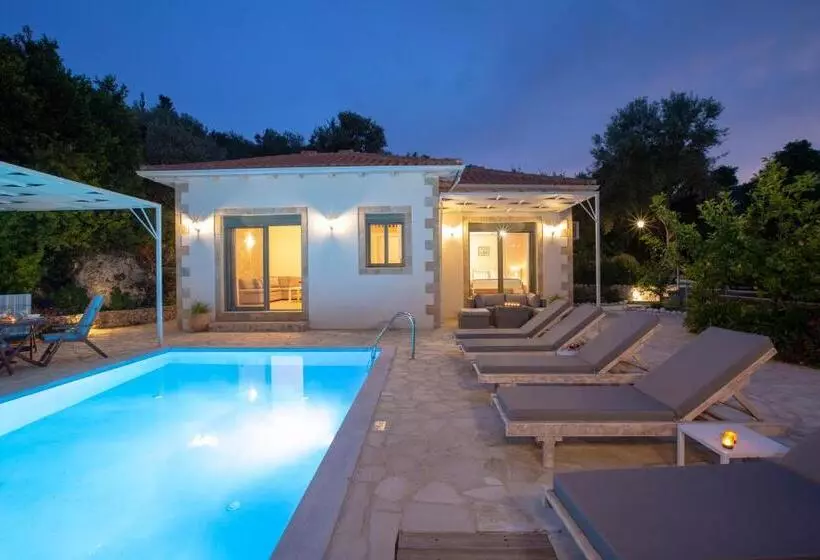 Aloni Villas Sea View