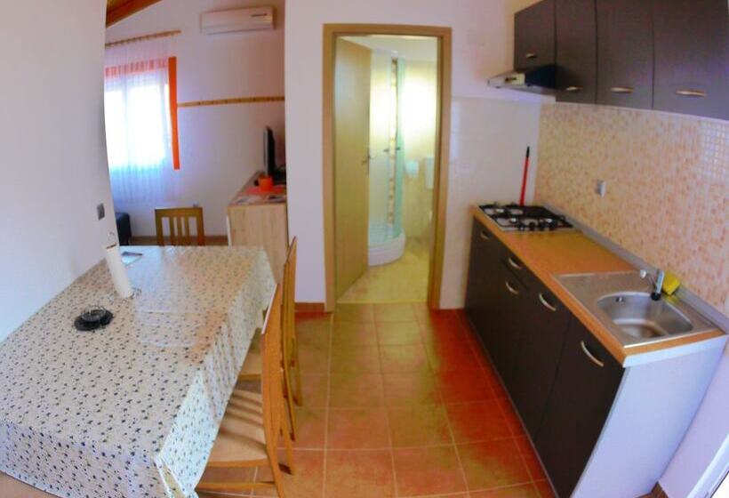 Apartments Anna Maria