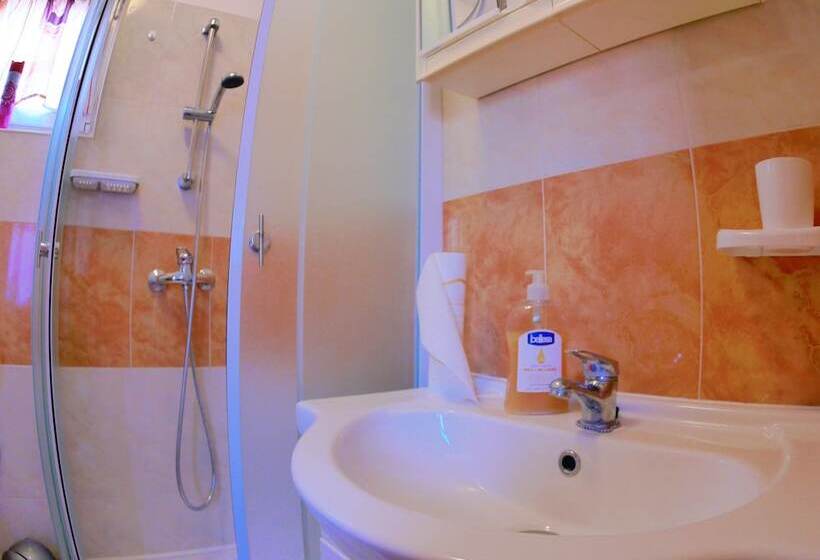 Apartments Anna Maria