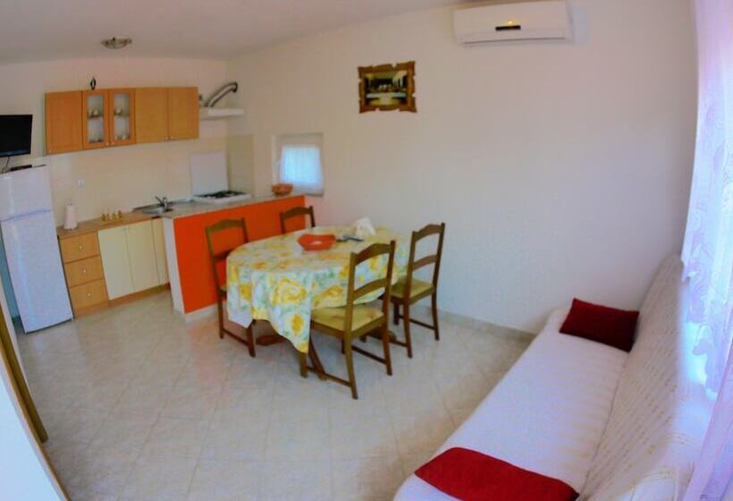 Apartments Anna Maria