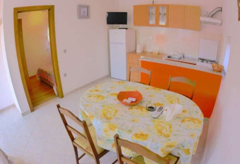 Apartments Anna Maria