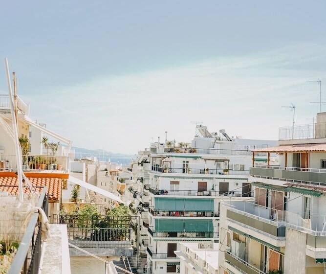 Best House, Rooftop Aprtm., Marina Zeas Piraeus