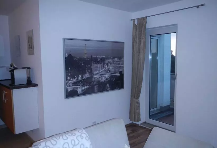 Großzügiges Zweiraumapartment Troisdorf