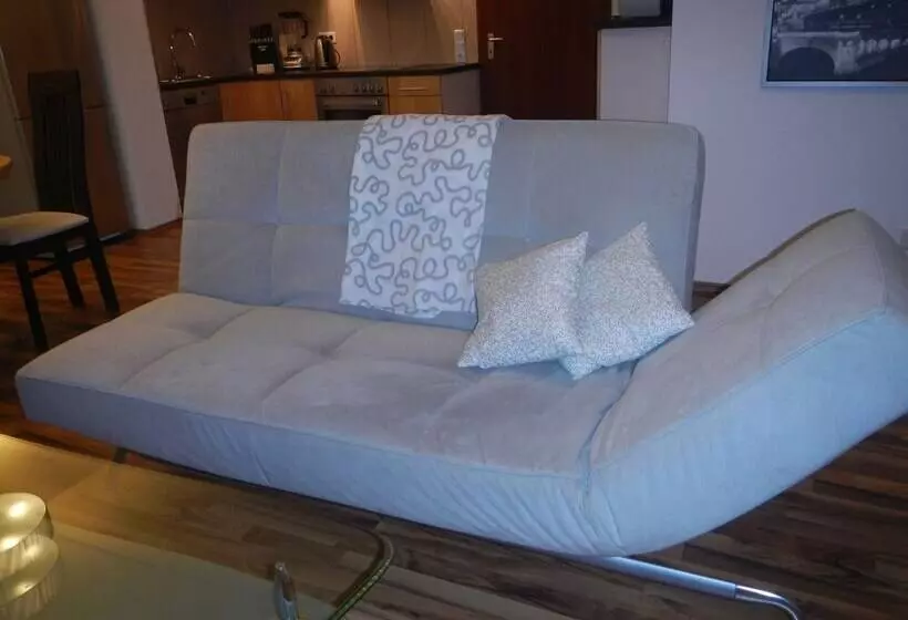 Großzügiges Zweiraumapartment Troisdorf