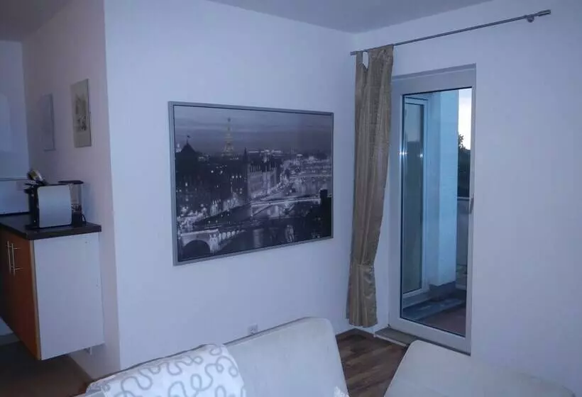 Großzügiges Zweiraumapartment Troisdorf