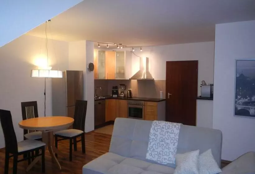 Großzügiges Zweiraumapartment Troisdorf