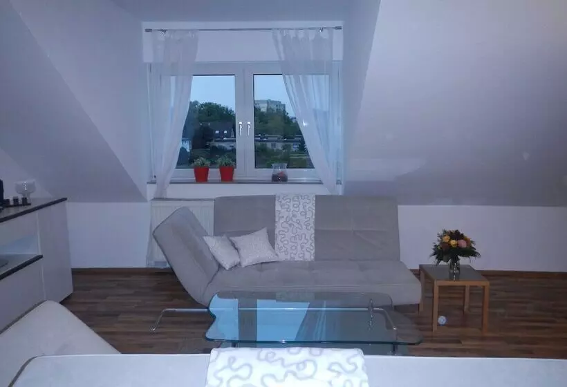 Großzügiges Zweiraumapartment Troisdorf