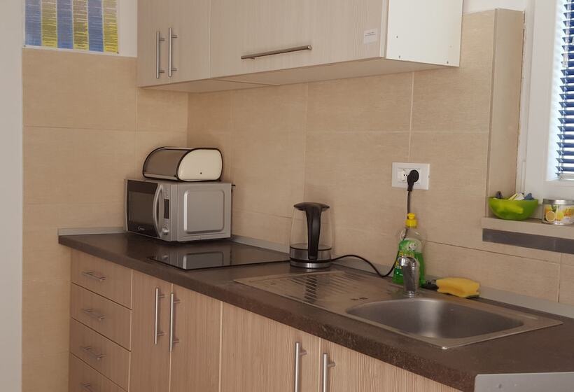 Studio Apartment Giro