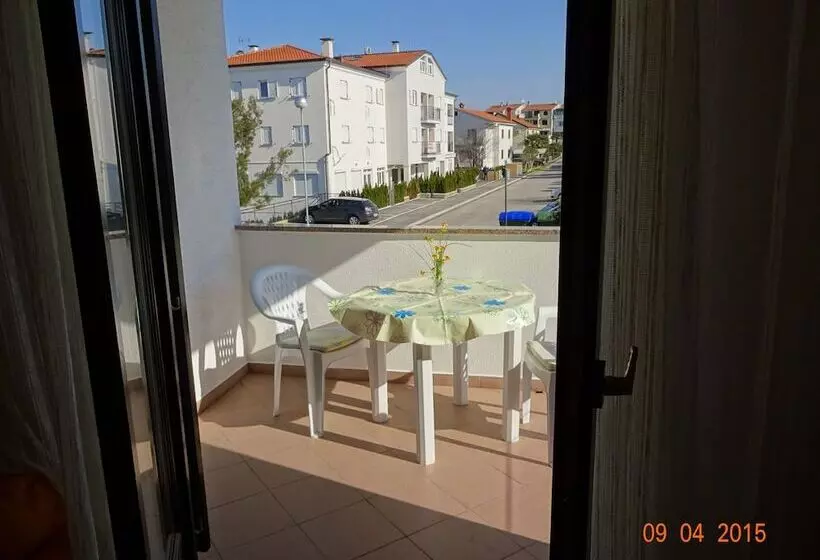 Apartment 802
