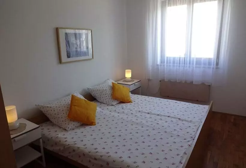 Apartment 802