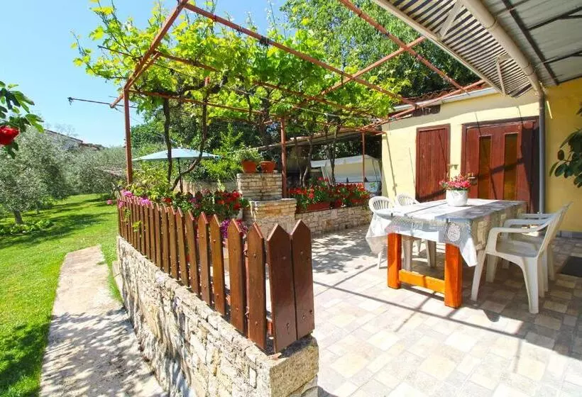 Apartments Pavao 1402