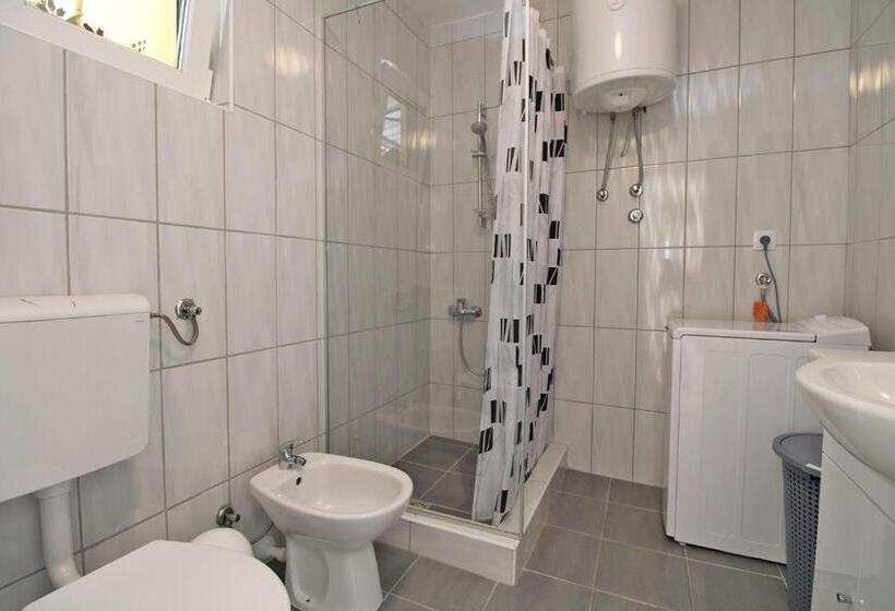 Apartments Pavao 1402