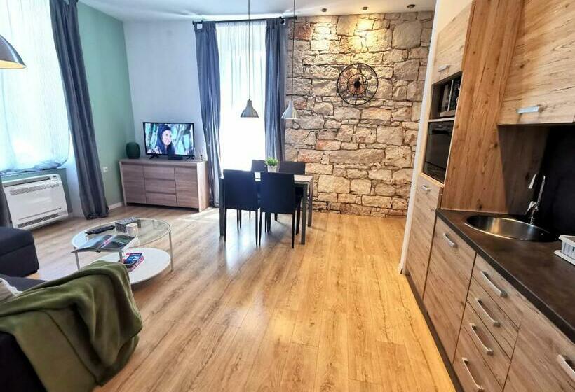 City Park Apartments