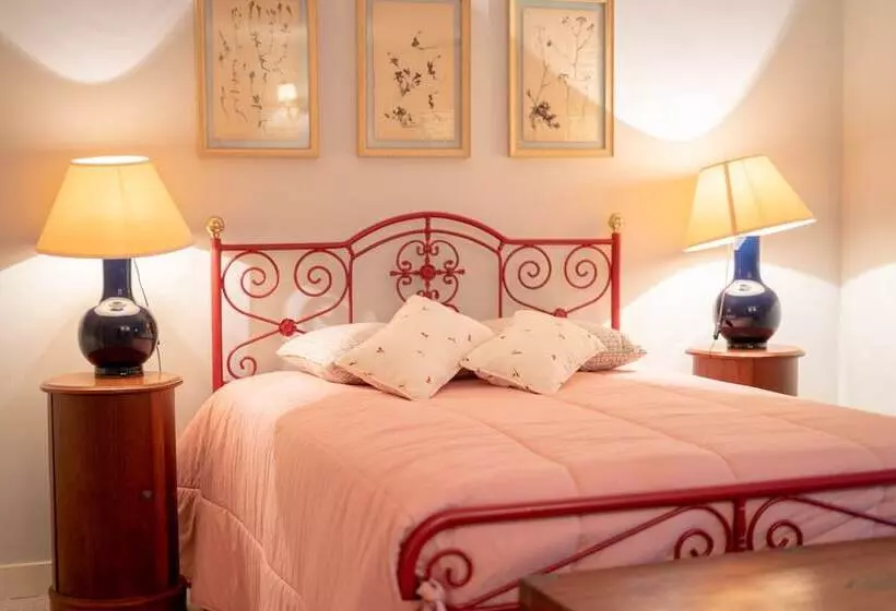 Liiiving In Moledo Historical Pool Villa