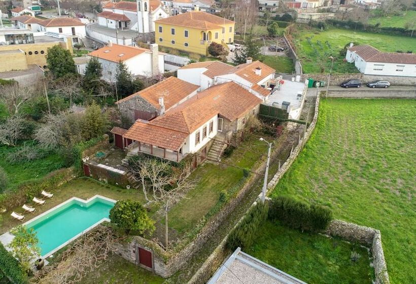 Liiiving In Moledo Historical Pool Villa