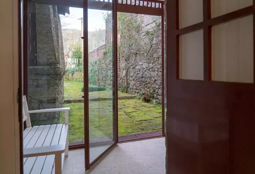 Liiiving In Moledo Historical Pool Villa