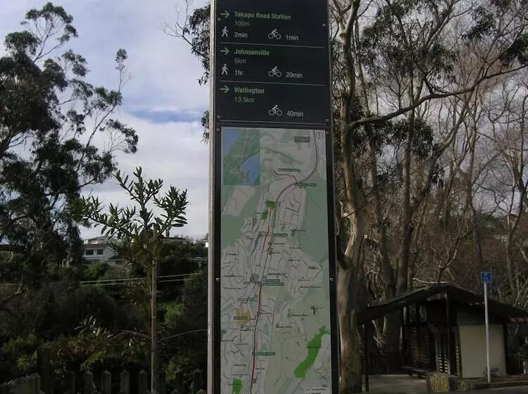 Motelli Bucket Tree Lodge