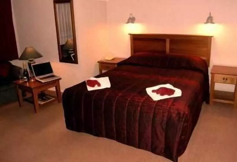 Motelli Bucket Tree Lodge