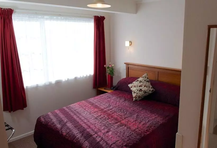 Motelli Bucket Tree Lodge