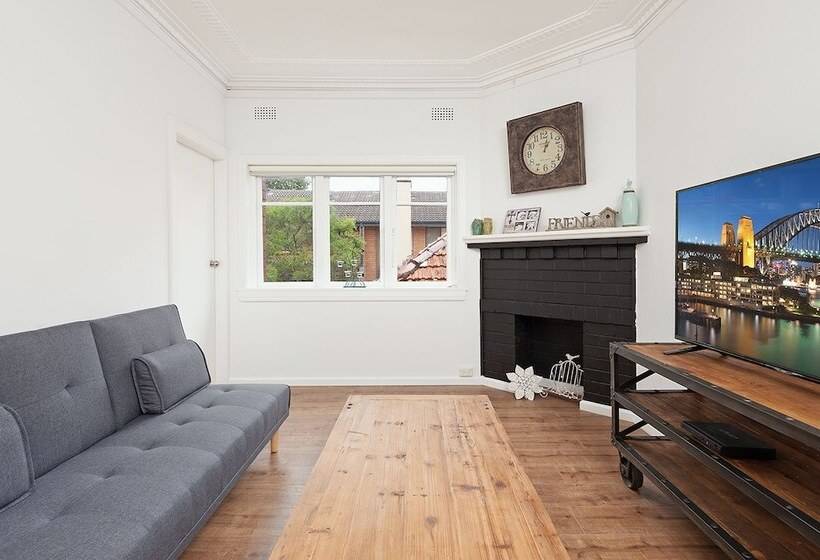 Newly Renovated Apt Close To Cbd Unit 2