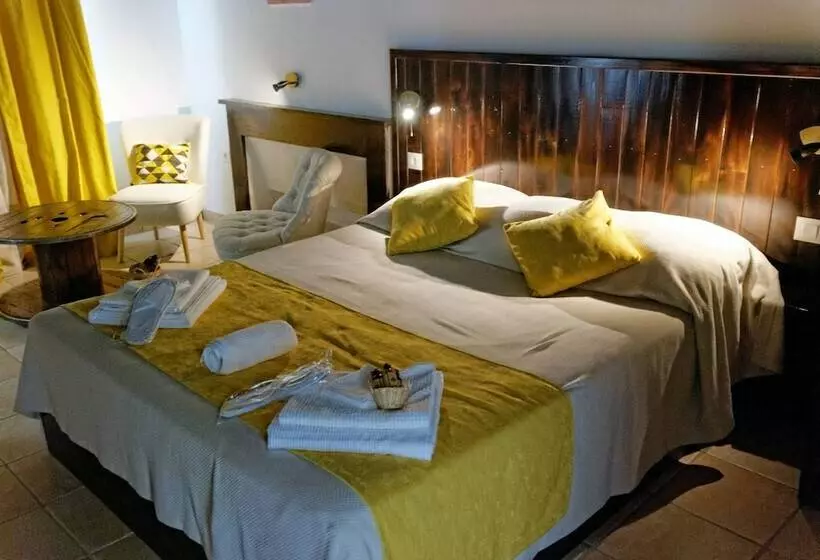 ベッドアンドブレックファースト Au Dessus De Parady