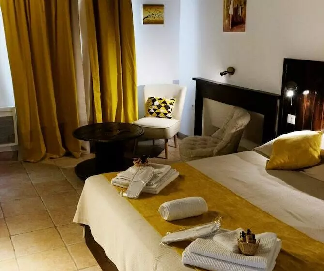 ベッドアンドブレックファースト Au Dessus De Parady